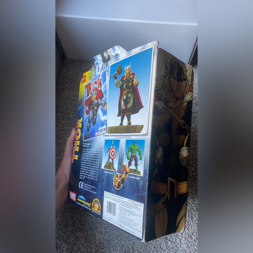 Marvel Select(THOR) Dc Universe giant Of Justice (Superman 12” Figure)